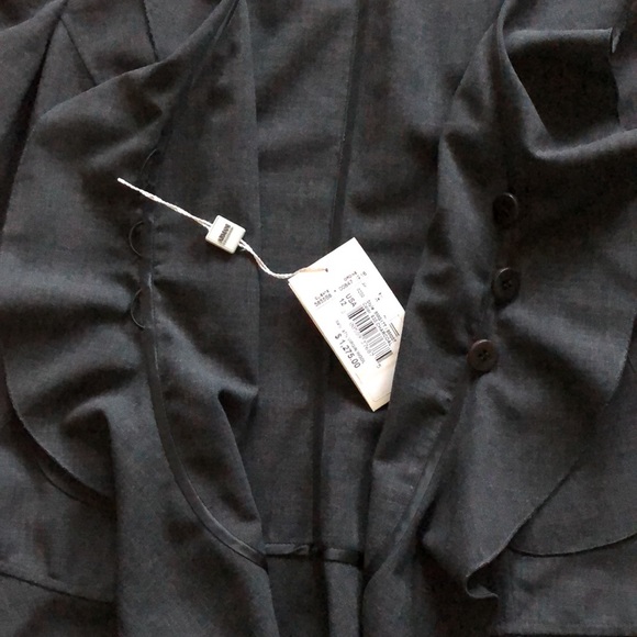 Armani Collezioni Ruffle Blazer Jacket. Grey Wool blend. Giorgio Armani Vintage - Picture 4 of 9